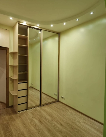 . Вариант № 25570, 3, площадь - 70.2 квм, цена 10300000 рублей