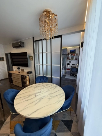 Купить квартиру в Москве. Вариант № 8691866, 10, площадь - квм, цена 33000000 рублей