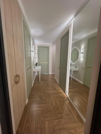 Купить квартиру в Вологодской области. Вариант № 3283550, 8, площадь -  квм, цена 13500000 рублей