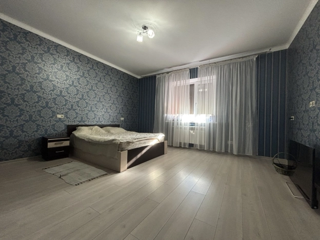 Купить дом в Курской области. Вариант № 54476, 4, площадь -  квм, цена 10750000 рублей