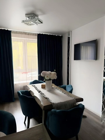 Купить квартиру в Москве. Вариант № 10001366, 5, площадь -  квм, цена 28000000 рублей