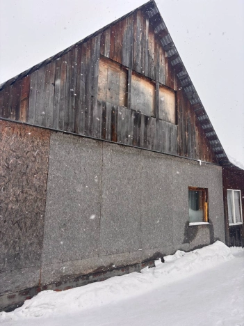 Купить дом в Новосибирске. Вариант № 9927969, 2, площадь -  квм, цена 10000000 рублей