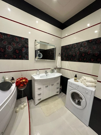 Купить двухкомнатную квартиру в Микрорайоне Фестивальный в Краснодаре. Вариант № 48696, 16, площадь -  квм, цена 14250000 рублей