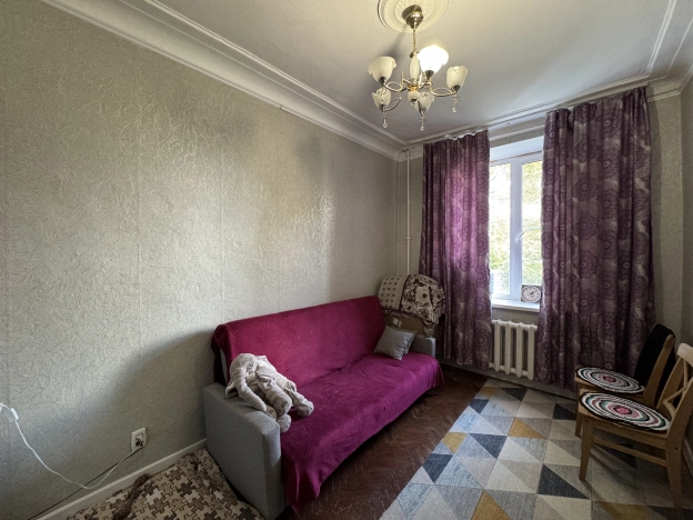 Купить трехкомнатную квартиру в районе Кировский в Санкт-Петербурге. Вариант № 3884989, 6, площадь -  квм, цена 11000000 рублей