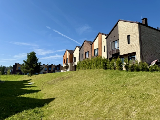 Купить таунхаус в Коврове. Вариант № 2913692, 2, площадь -  квм, цена 15050000 рублей