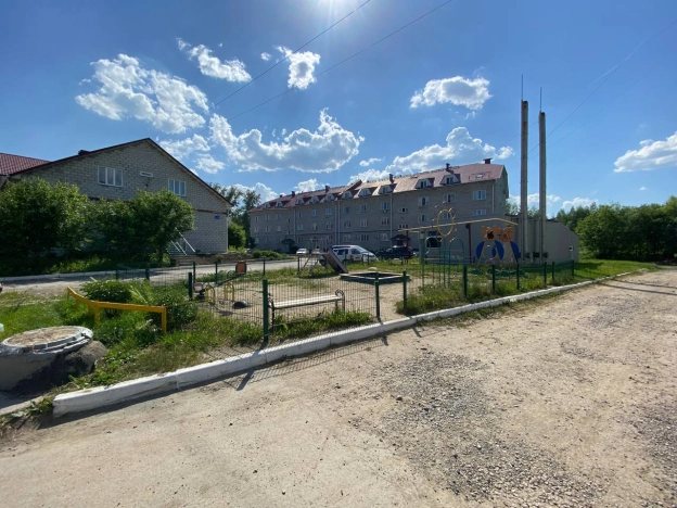 Купить трехкомнатную квартиру на улице Локтинская в Новосибирской области. Вариант № 46354, 2, площадь -  квм, цена 4000000 рублей