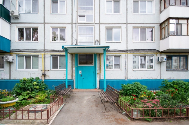 Купить двухкомнатную квартиру в Балакове. Вариант № 4808002, 17, площадь -  квм, цена 3400000 рублей