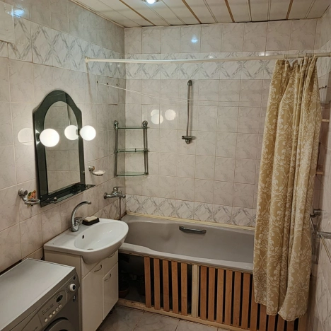 Купить трехкомнатную квартиру в Иванове. Вариант № 5832672, 8, площадь -  квм, цена 6700000 рублей