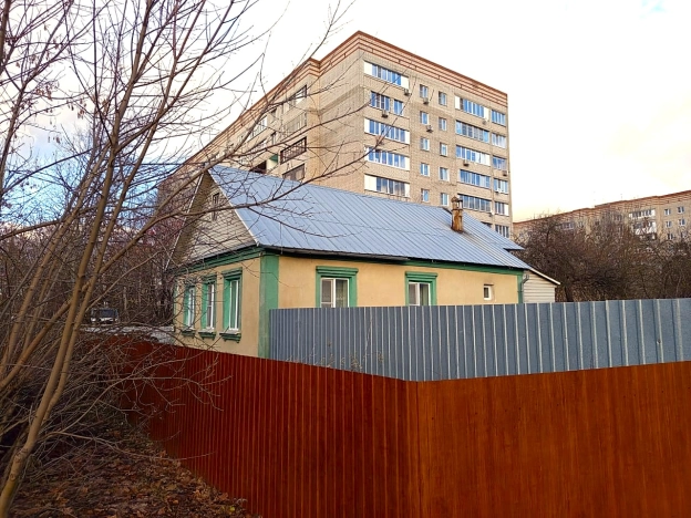 Купить дом в Москве. Вариант № 9586460, 0, площадь -  квм, цена 10300000 рублей