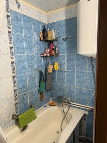 Купить квартиру на улице Богдана Хмельницкого в Новосибирске. Вариант № 29120, 4, площадь -  квм, цена 2850000 рублей