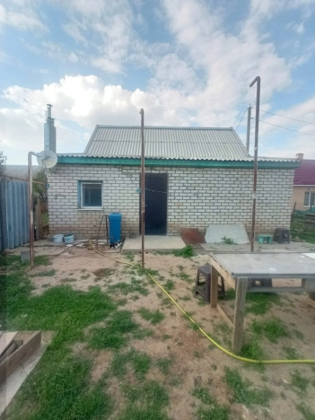 Купить дом в Элисте. Вариант № 6059567, 1, площадь -  квм, цена 3500000 рублей