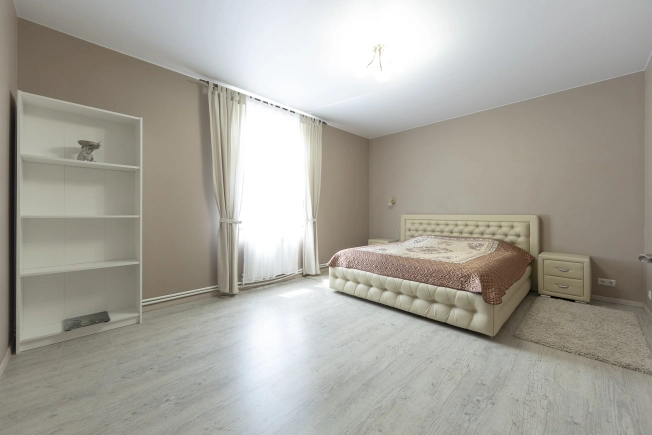 Купить дом в Москве. Вариант № 9363001, 16, площадь - квм, цена 35000000 рублей