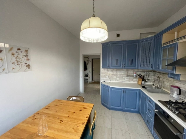 Купить квартиру в Москве. Вариант № 8431324, 1, площадь -  квм, цена 9900000 рублей