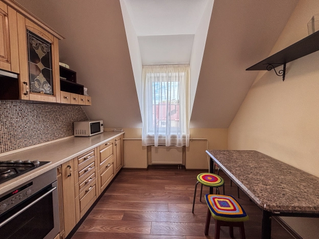 Купить трехкомнатную квартиру в Калининградской области. Вариант № 8124748, 4, площадь -  квм, цена 12500000 рублей