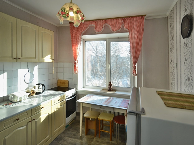 Купить двухкомнатную квартиру на улице Курчатова в Новосибирске. Вариант № 25962, 0, площадь -  квм, цена 4700000 рублей