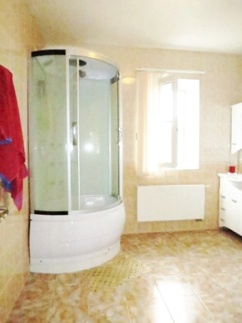 Купить дом в Москве. Вариант № 6661163, 8, площадь -  квм, цена 38000000 рублей