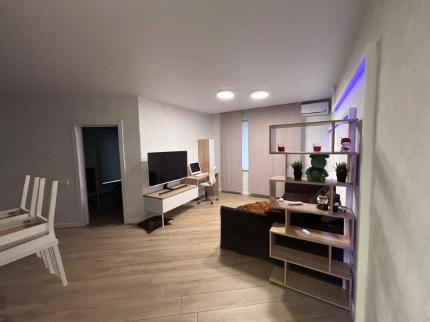 Снять квартиру в Республике Татарстан (татарстан). Вариант № 10135045, 0, площадь -  квм, цена 100000 рублей