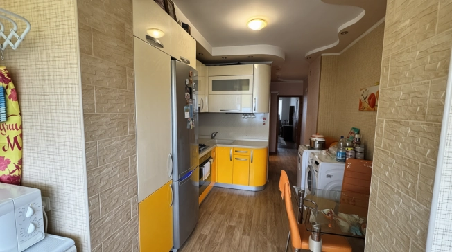 Купить двухкомнатную квартиру на улице Калининградская в Калининградской области. Вариант № 9231740, 3, площадь -  квм, цена 5999999 рублей