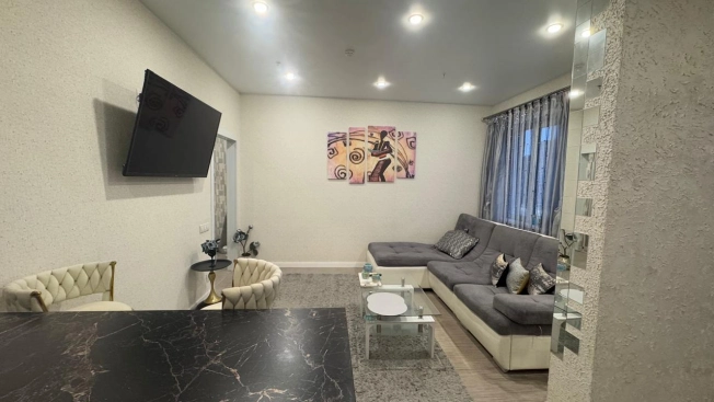 Купить двухкомнатную квартиру в Новосибирской области. Вариант № 10066955, 3, площадь -  квм, цена 11600000 рублей