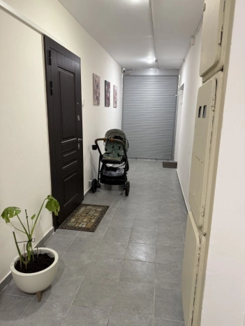 Купить квартиру в Москве. Вариант № 10130676, 8, площадь -  квм, цена 12500000 рублей