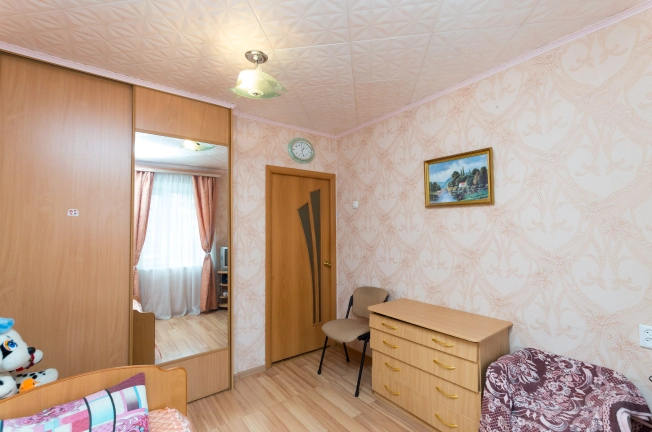 Купить многокомнатную квартиру в Тюменской области. Вариант № 7268750, 6, площадь -  квм, цена 5000000 рублей