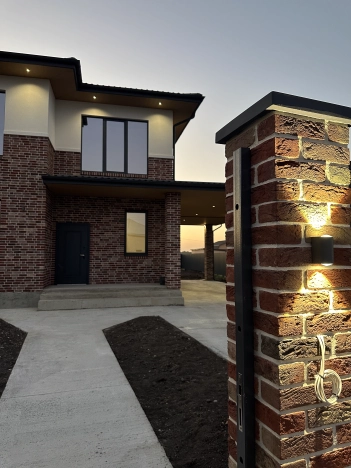 Купить дом на улице Карла Маркса в Краснодаре. Вариант № 15548, 6, площадь -  квм, цена 17490000 рублей