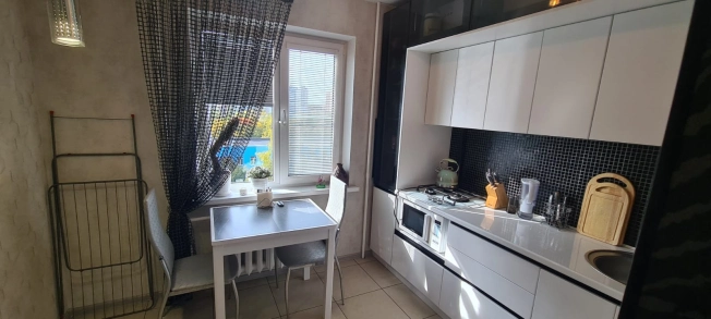 Купить квартиру на улице Верхняя Дуброва в Владимире. Вариант № 5446408, 13, площадь -  квм, цена 4360000 рублей