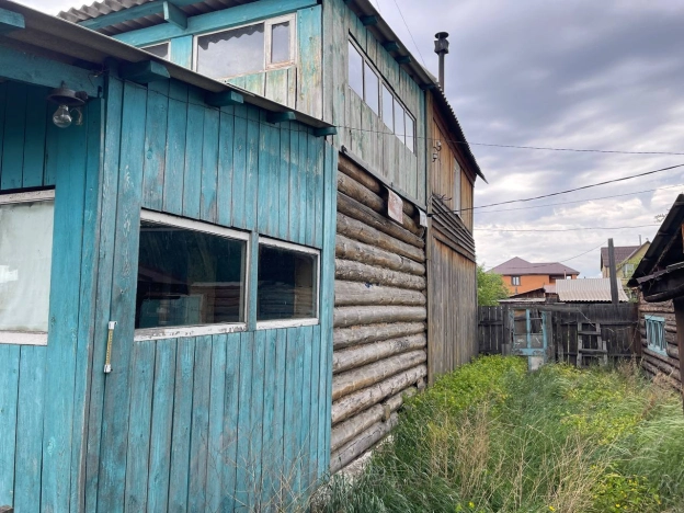 Купить дом в районе Советский в Улан-Удэ. Вариант № 2462380, 15, площадь -  квм, цена 3800000 рублей