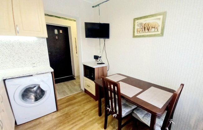 Купить двухкомнатную квартиру на вторичке на улице Центральная в Калининградской области. Вариант № 18480, 11, площадь -  квм, цена 2800000 рублей