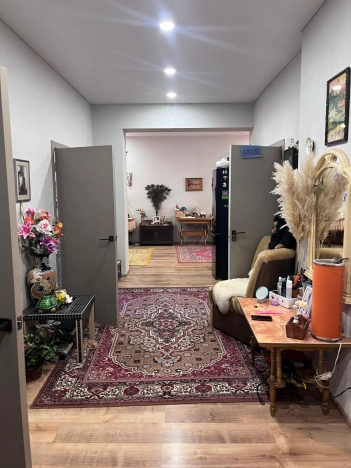 Купить трехкомнатную квартиру на улице Жилмассив в Новосибирской области. Вариант № 8843056, 0, площадь -  квм, цена 8990000 рублей