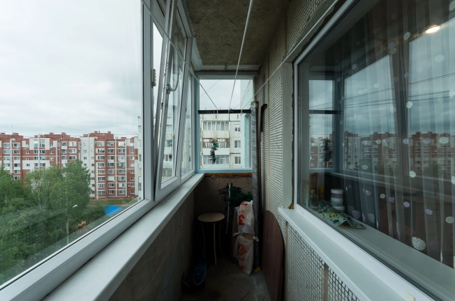 Купить трехкомнатную квартиру в Тюменской области. Вариант № 7802, 13, площадь -  квм, цена 5450000 рублей