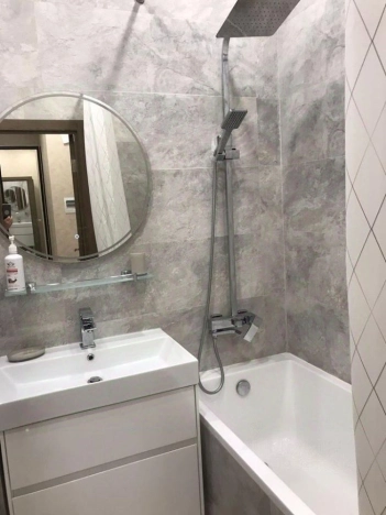 Купить квартиру в Москве. Вариант № 10290421, 4, площадь -  квм, цена 15650000 рублей