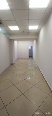 Снять коммерческую недвижимость в Омске. Вариант № 8838916, 13, площадь -  квм, цена 25000 рублей