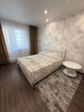 Снять квартиру в Тобольске. Вариант № 9640220, 1, площадь -  квм, цена 45000 рублей