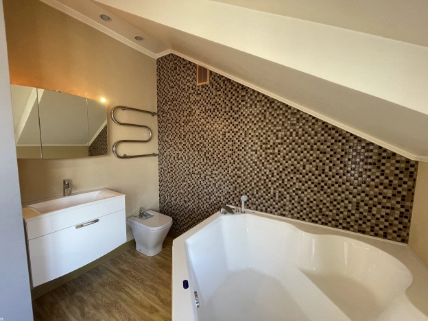 Купить трехкомнатную квартиру в Щёлкове. Вариант № 7132, 17, площадь -  квм, цена 9000000 рублей