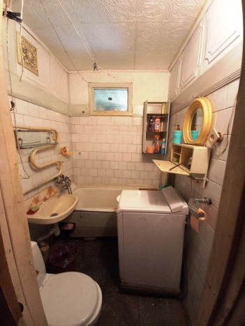 Купить квартиру у метро Маршала Покрышкина в Новосибирске. Вариант № 7994493, 5, площадь - квм, цена 5500000 рублей