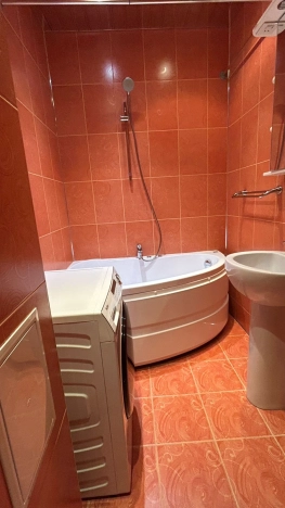 Купить двухкомнатную квартиру в Омске. Вариант № 7783882, 11, площадь -  квм, цена 6400000 рублей