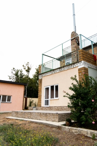 Купить дом на улице Мичурина в Керчи. Вариант № 3712930, 8, площадь -  квм, цена 49000000 рублей