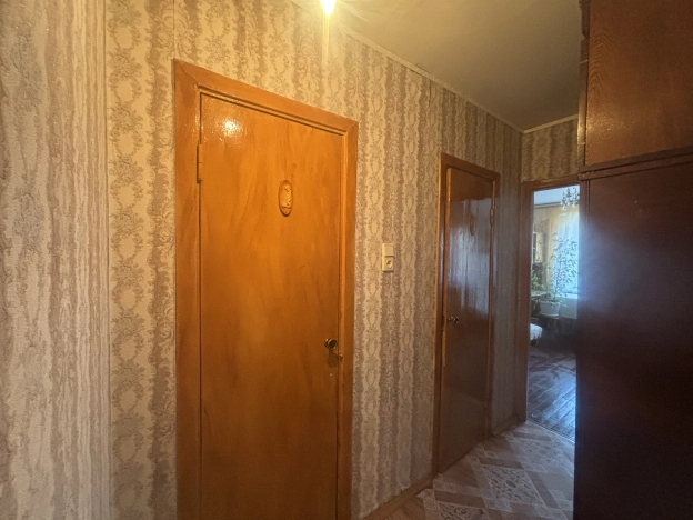 Купить двухкомнатную квартиру на улице Шахтёрская в Тульской области. Вариант № 17405, 4, площадь -  квм, цена 2750000 рублей