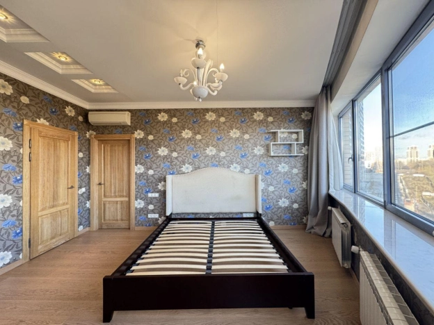 Купить квартиру в Москве. Вариант № 9944975, 24, площадь -  квм, цена 59500000 рублей