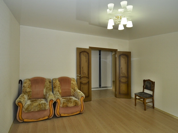 Купить четырехкомнатную квартиру в Новосибирской области. Вариант № 7199822, 9, площадь -  квм, цена 12100000 рублей