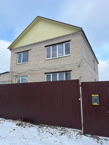 Купить дом на улице Старая Ляча в Ярославской области. Вариант № 26697, 3, площадь -  квм, цена 2750000 рублей