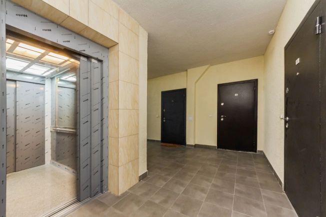 Купить трехкомнатную квартиру в районе Центральный в Калининграде. Вариант № 40017, 12, площадь -  квм, цена 10900000 рублей