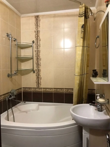 Купить двухкомнатную квартиру в Республике Крым. Вариант № 908577, 3, площадь -  квм, цена 5500000 рублей