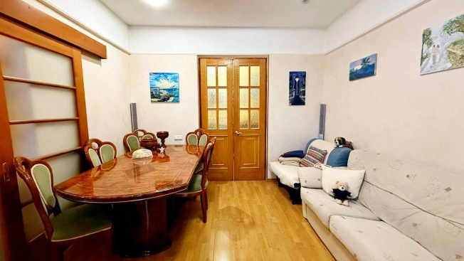 Купить квартиру в Москве. Вариант № 8867232, 0, площадь - квм, цена 24500000 рублей