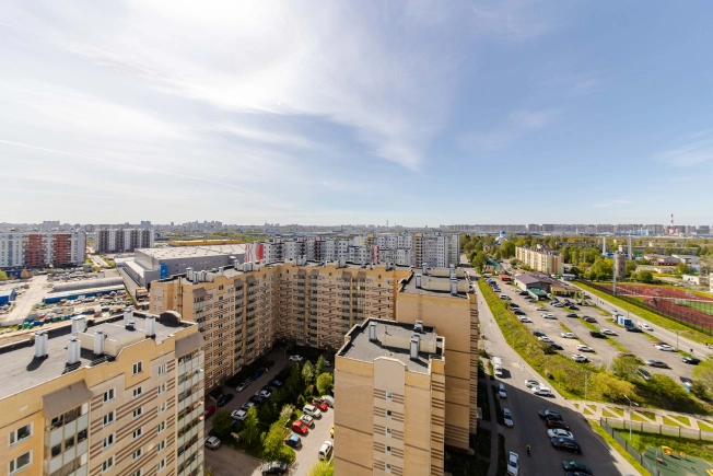 Купить многокомнатную квартиру в Ленинградской области. Вариант № 44934, 13, площадь - квм, цена 13900000 рублей