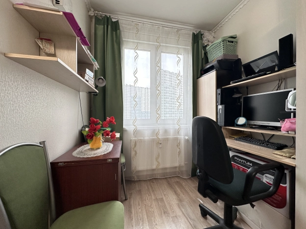 Купить однокомнатную квартиру на улице Еремеева в Санкт-Петербурге. Вариант № 11047600, 17, площадь -  квм, цена 5400000 рублей