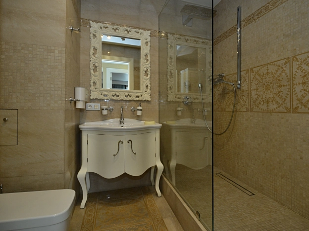 Купить четырехкомнатную квартиру в Новосибирской области. Вариант № 2747166, 15, площадь -  квм, цена 19200000 рублей