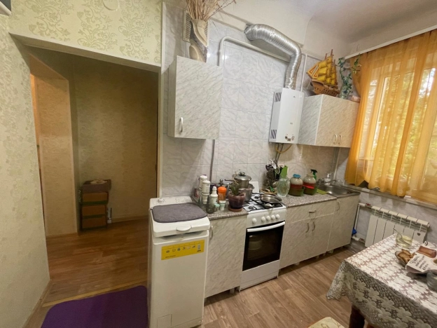 Купить квартиру в Белгороде. Вариант № 8975, 7, площадь -  квм, цена 4400000 рублей