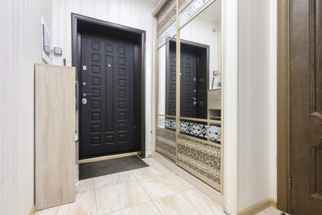 Купить четырехкомнатную квартиру у метро Тушинская в Москве. Вариант № 7738274, 24, площадь -  квм, цена 14900000 рублей